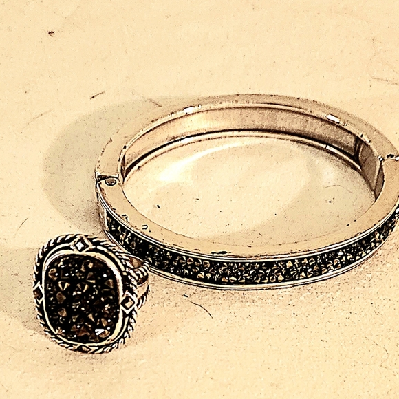 Brighton Ring and matching Bracelet - Picture 3 of 4